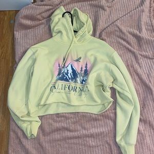 Yellow Cali sweat shirt